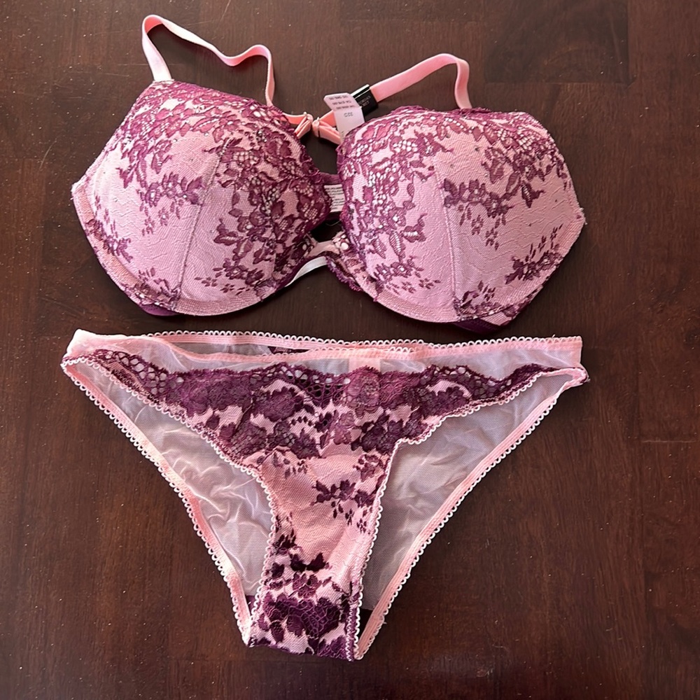 🌟2 for $60 
VS dream angels push up